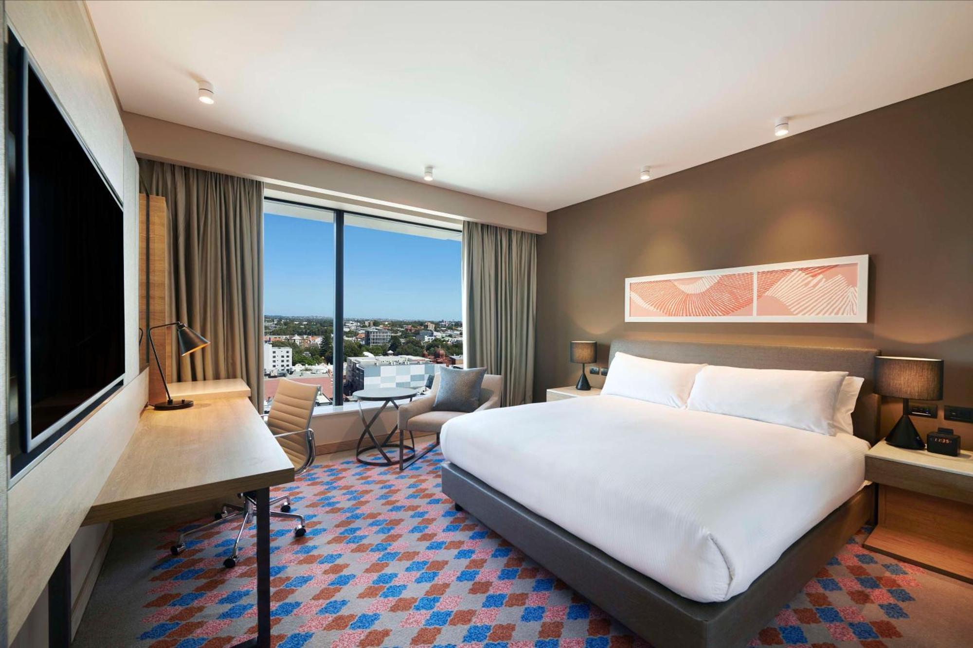 Отель Doubletree By Hilton Perth Northbridge Экстерьер фото